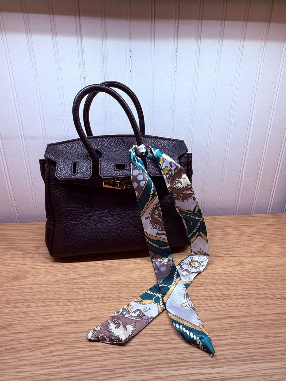 Source Unknown Black Leather Satchel with Patterned Scarf